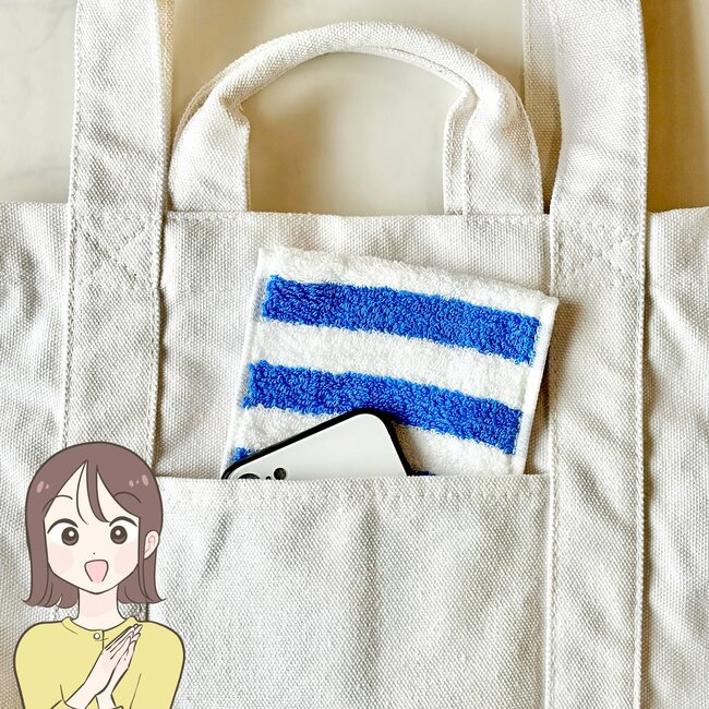 「持ち歩きやすくて助かる」ローソンでしか買えない“無印良品の天才グッズ”可愛い上に優秀すぎる！「かさばらなくて絶妙」「シワにならないのが最高すぎ」