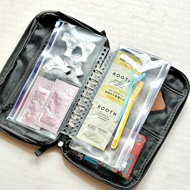 お薬手帳と薬120錠が入った…！3COINSの「ポケットたくさんポーチ」通院グッズ入れにちょうどいい！《購入レビュー》