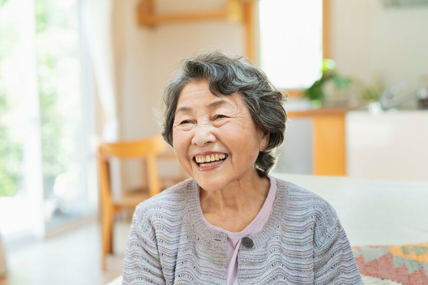 【神様は見ている】運がいい人、お金持ちの人が鏡でチェックする金運が現れる意外な場所とは