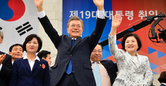 韓国文在寅政権、元駐韓大使が占う「不安だらけの船出」