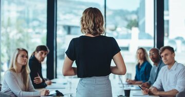 無能なリーダーは「全員の理解を得よう」とする。じゃあ、できるリーダーは何をする?