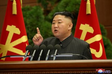 金正恩氏、北朝鮮らしさ薄れた若者に喝