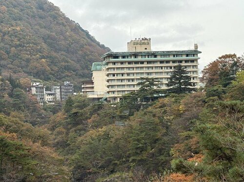 鬼怒川温泉の廃墟ホテル群が暗示する「インバウンド依存」の観光地の末路