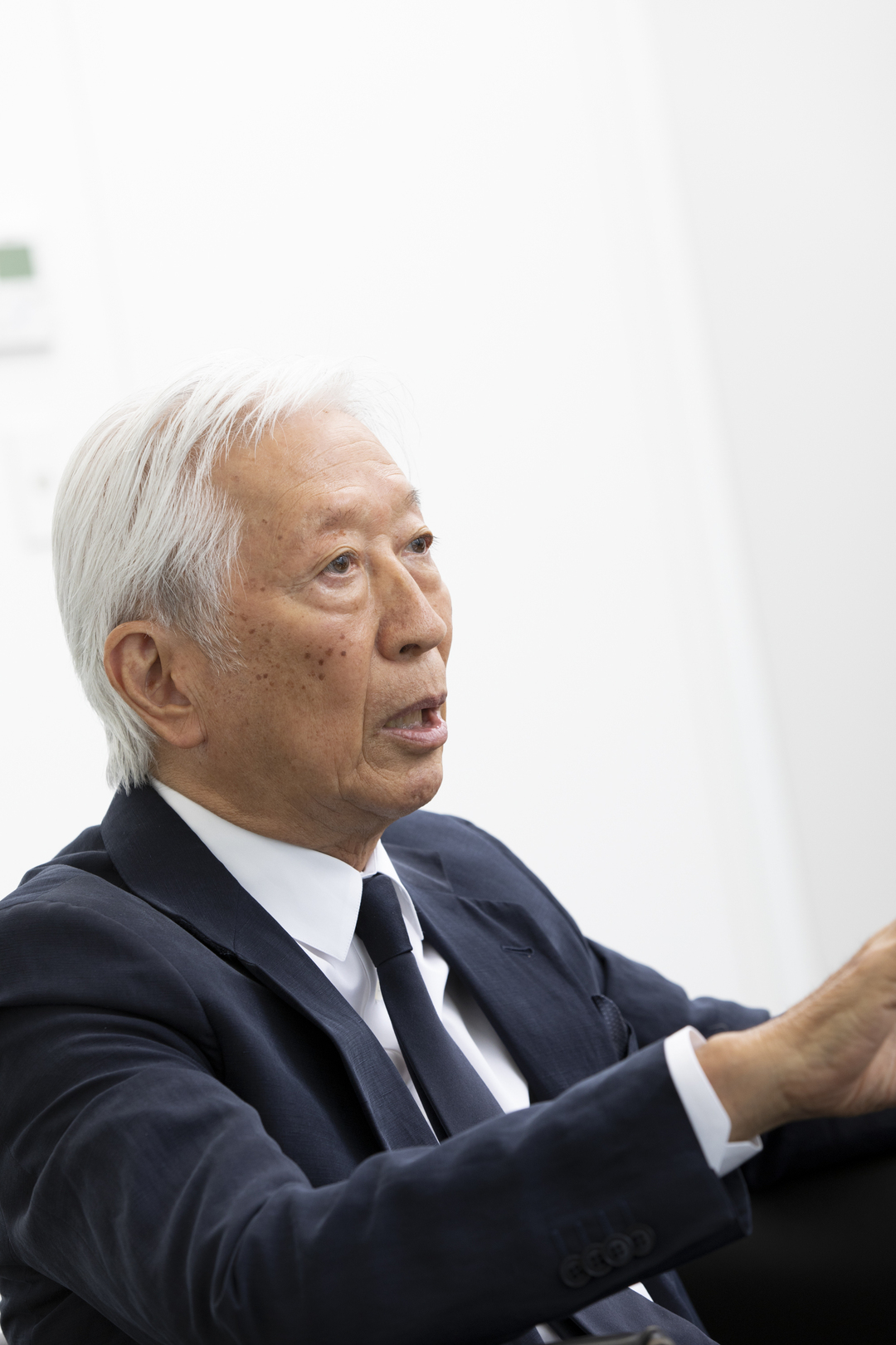 和菓子もワインも、その味は原材料で決まる <黒川光博・虎屋社長×三澤彩奈・中央葡萄酒取締役 対談前編><br />