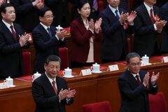 中国全人代 「沈黙は雄弁」を実践