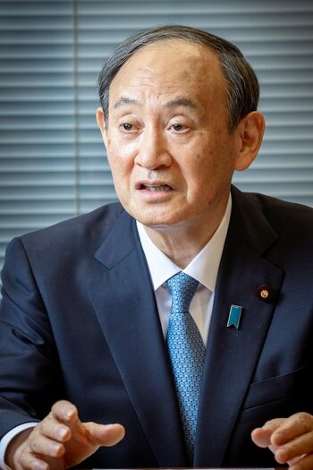 菅義偉前首相