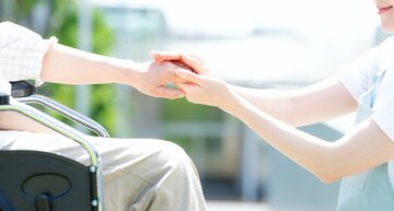 社福法人に人材確保の救世主か、改正社福法で福祉事業者が変わる
