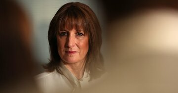 【社説】国家の衰退招く英予算案