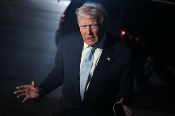 トランプ氏、一転してエプスタイン捜査資料開示巡る採決を支持