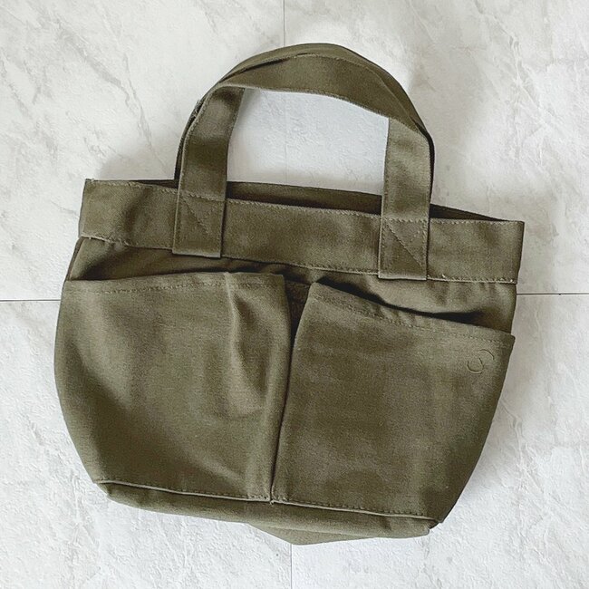 「色違いで揃えたくなる」「即買いしました」無印良品の“おしゃれトートバッグ”想像以上の収納力にビックリ！「価格的にも大満足」