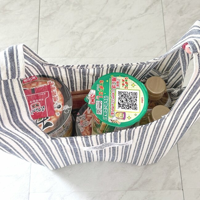 【3COINS】もう手放せない…！7秒でしまえる「おしゃれエコバッグ」荷物が4kgも入れられて頼りになる！《購入レビュー》