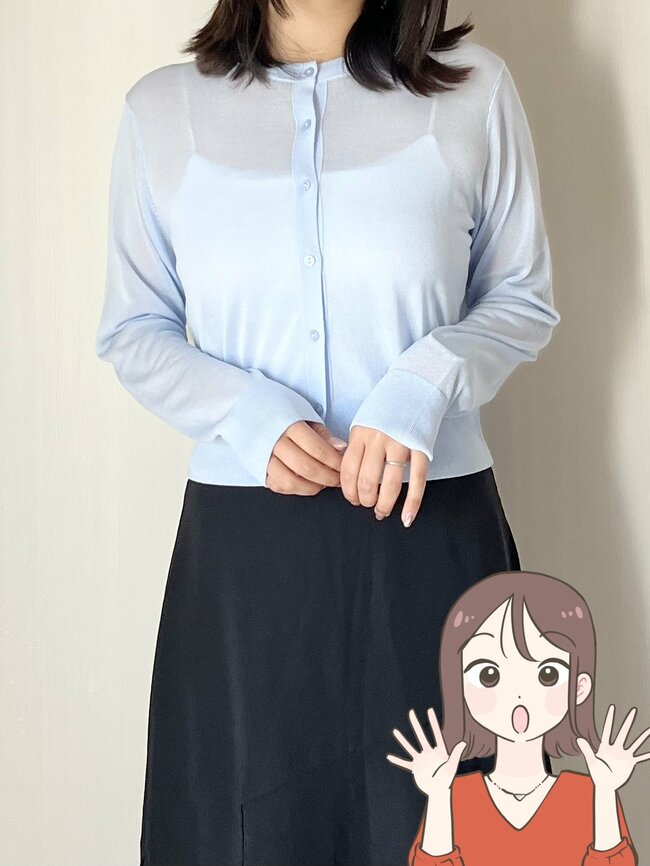 かわいすぎて色違いも欲しくなる！ユニクロの「着回しカーディガン」透け感たっぷりでオシャレ！