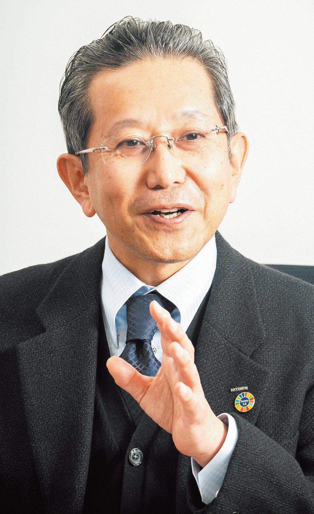 あるべき未来社会と経営をデジタルでリデザインする