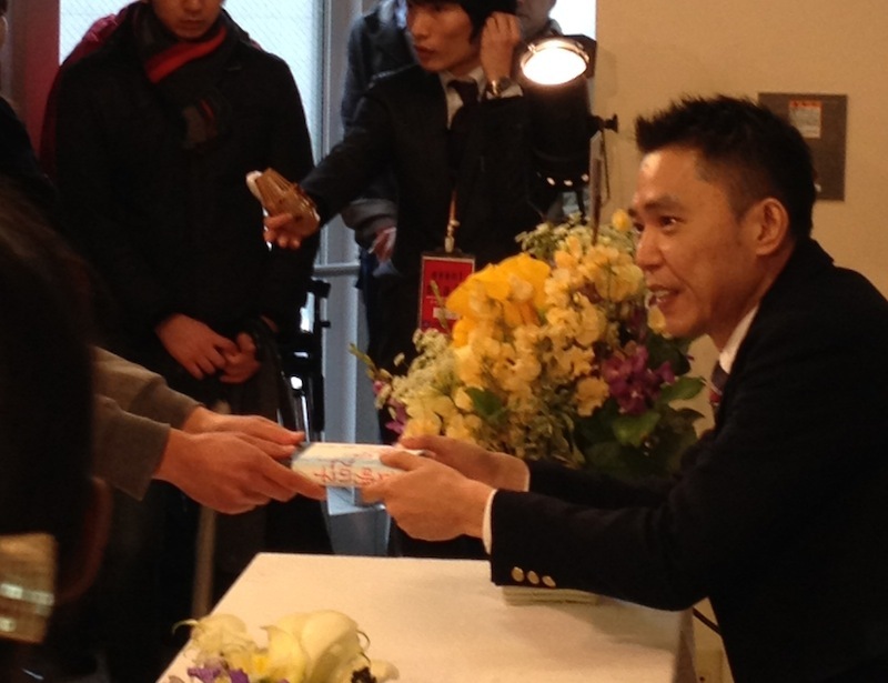 同じ時代を生きている日本人、<br />なかでも自分と同世代の人たちに<br />読んで欲しい!