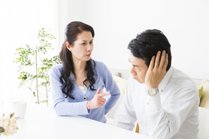 夫の転職を妻が阻止!“嫁ブロック”に屈する男たち