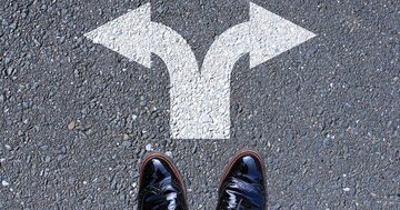「貧す人」と「稼ぐ人」に真っ二つに分かれる意外すぎる分岐点とは？