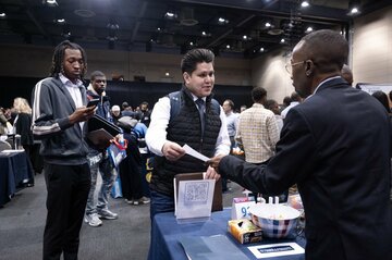 米就業者数、5月は17.2万人増　予想上回る