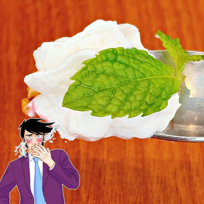 「好きなものしかない」「おいしかったー！」ロイヤルホストの“宝石みたいなスイーツ”メロンづくしで幸福感えぐい…！「すごく美味しくて幸せ」