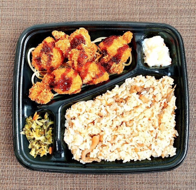 「やよい軒みたい！」「美味しすぎた」ほっともっと新作の“お肉たっぷりメニュー”ゴロッと分厚くて満足度すごい！「肉厚で美味しかった！」《実食レビュー》