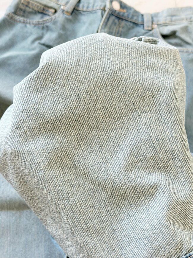 「毎日着用してます」ハニーズの“美シルエットなパンツ”楽ちんなのに体型カバーできて優秀!「色違いでヘビロテ」「シルエットがかわいい」《購入レビュー》