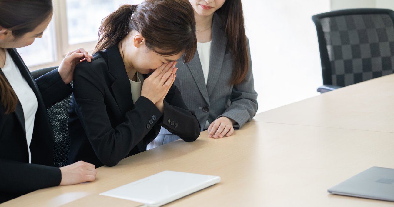 【ガチガチガチ…】相手の緊張を1秒でほぐす「シンプルな一言」とは?