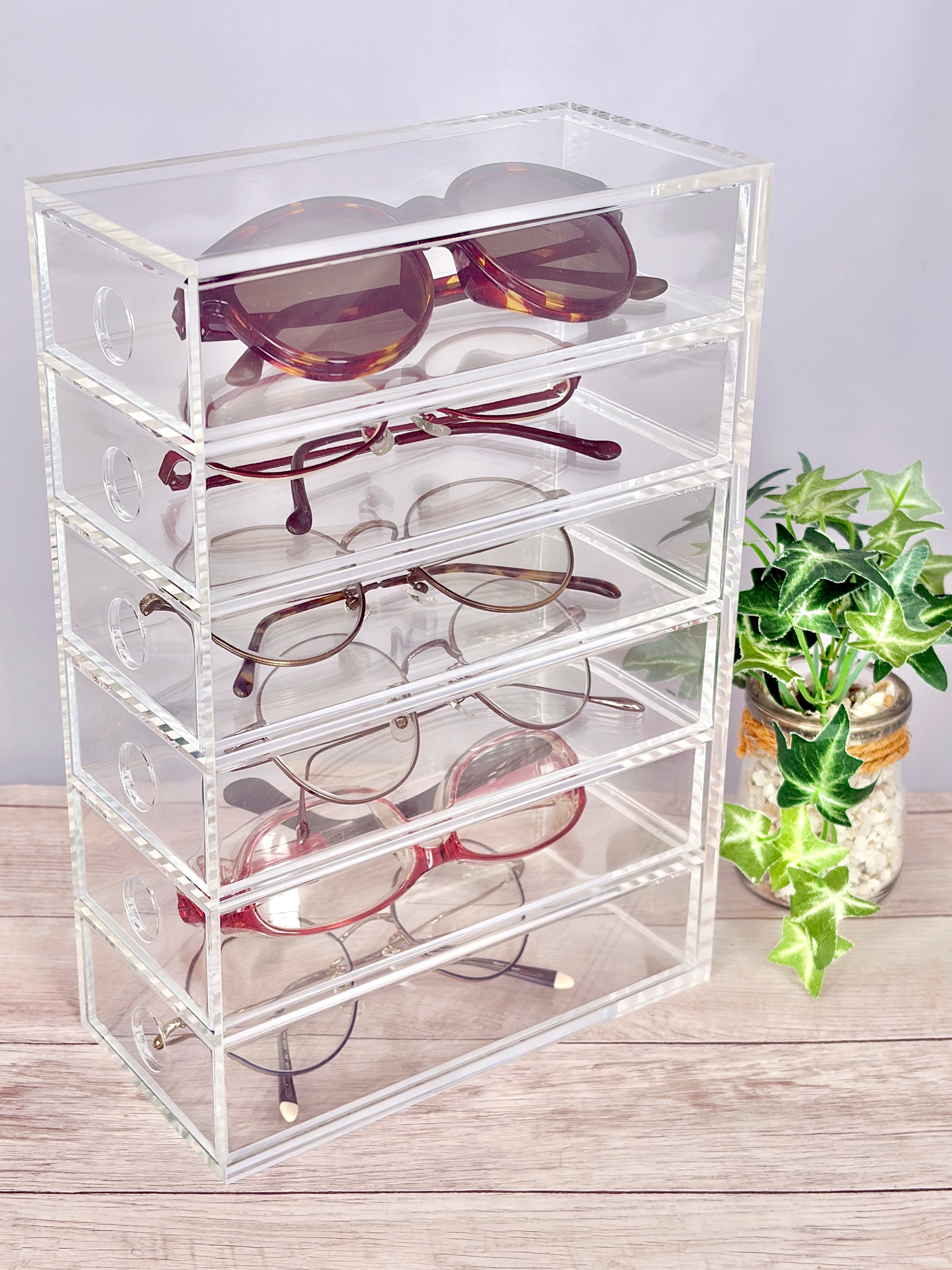 薬の管理がラクになった！無印良品の“中身が見える小物ケース”ごちゃごちゃ小物がスッキリした！「何が入ってるか一発でわかる」「早く買っておけばよかった！」