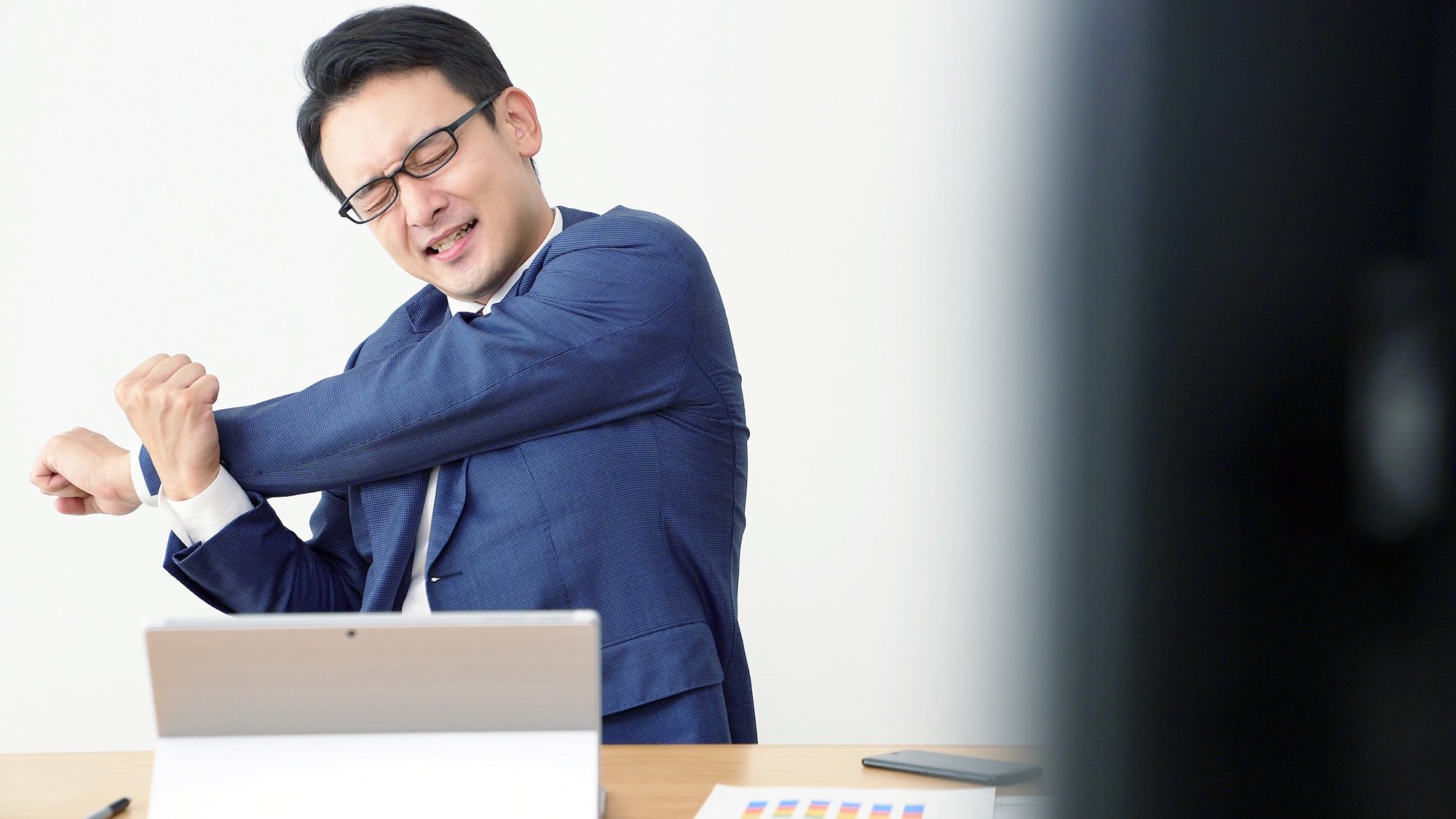 40代で「部下から裏でバカにされる上司」の共通点とは？