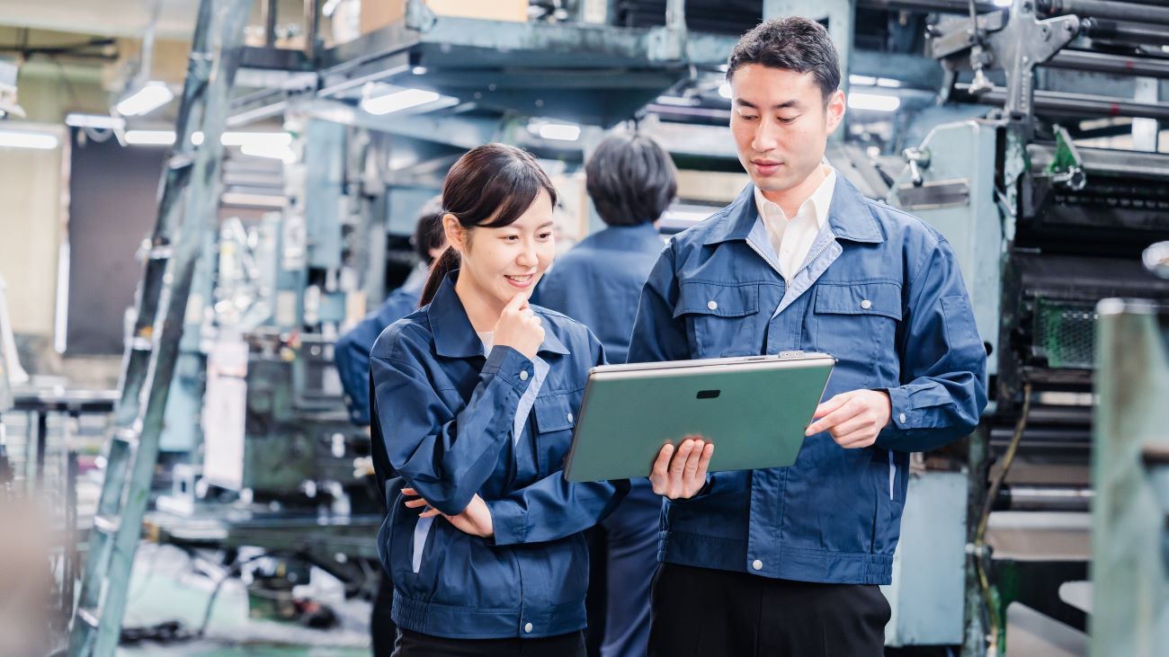 伝統企業のカニバリ
