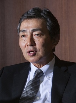 東洋ゴム工業社長 信木 明 <br />新興国よりも、大型車が復権した北米を優先