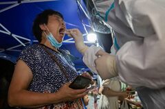 デルタ株で試練に直面、中国のコロナ戦略