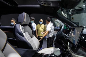 テスラに挑む中国メーカー、新エネ車で急成長