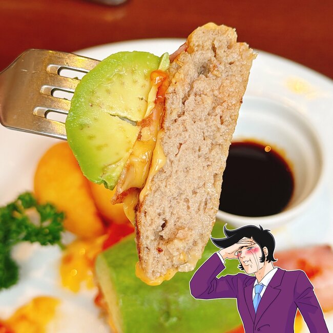 「めちゃくちゃうまくてビビる」デニーズの“好きなものてんこ盛りメニュー”ボリューム満点でお腹はち切れそう！「えげつない美味い」「ハンバーガーの具だけ食べてる感じ」