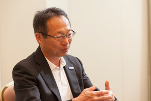 岡田武史さんに聞く<br />人は聖人君子についてくるわけじゃない<br />必死な後ろ姿についていくんだ