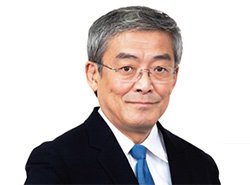 楽天証券経済研究所・客員研究員の山崎元さん。三菱商事や野村投信、シュローダー投信、メリルリンチ証券などを経て、2005年より現職。経済と資産運用に造詣が深い。