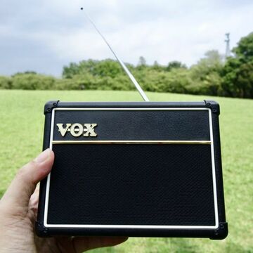 VOXのポータブルラジオは細部に楽器の神が宿る変態仕様だった