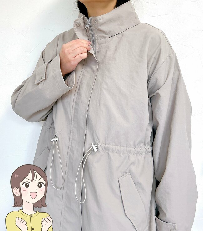 サッと羽織るだけでオシャレ！しまむらの「めちゃ軽アウター」体型カバーできるし、3289円はコスパ良すぎ…！