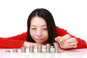 個人型確定拠出年金を始める金融機関は、手数料が安い3社から選べ