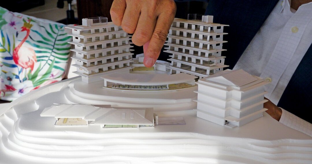 淡路島に建てる社宅の建築模型。ファミリーが住める広さを持つ住居で、中央にリモートワークができる書斎エリアを設ける