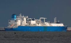 ロシア、欧州の飛び地に燃料供給強化