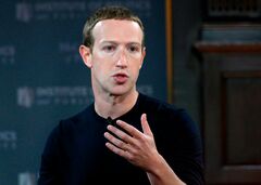 好調フェイスブック、広告事業に迫るコロナの暗雲