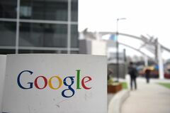 グーグル、ニュース発行元にライセンス料支払いへ