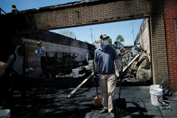 全米の暴動、営業できない店の「二重苦」 コロナ苦境に追い打ち