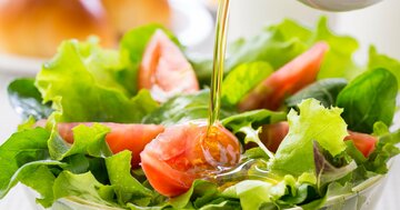 サラダでダイエットが台無し…ドレッシングの脂質を減らす野菜の切り方とは?