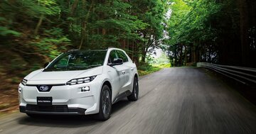 SUBARUの主力BEV・ソルテラ、新旧違いは歴然！「WRX STIと遜色のないタイムで走れる」【試乗記】