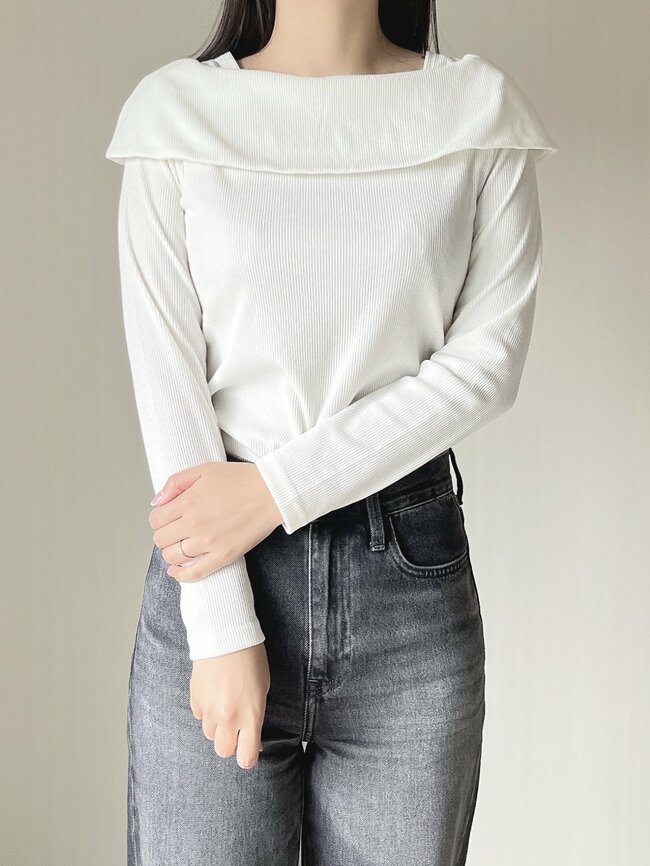 「色違いで購入しました!」ハニーズの“華やかトップス”着るだけでスタイル良く見えてうれしい!「二の腕が太く見えない」「体が細見えする」