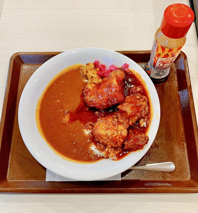 「腹パンッパン」「肉がデカすぎ」すき家の“やけくそメニュー”ボリューム満点で大満足！「想像の1.5倍くらいのサイズ感」「マジで塊だった」《実食レビュー》