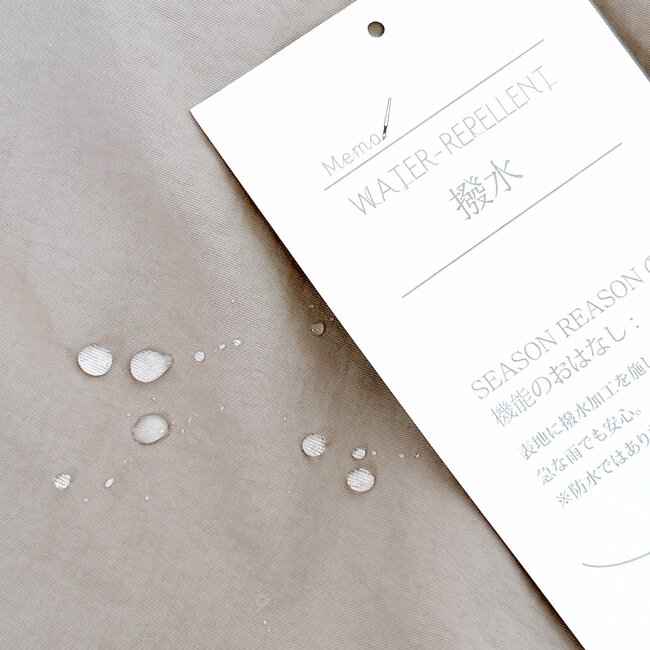 サッと羽織るだけでオシャレ！しまむらの「めちゃ軽アウター」体型カバーできるし、3289円はコスパ良すぎ…！