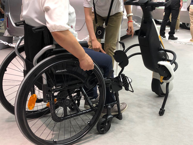 車いすとの連結の操作は容易という印象を持った