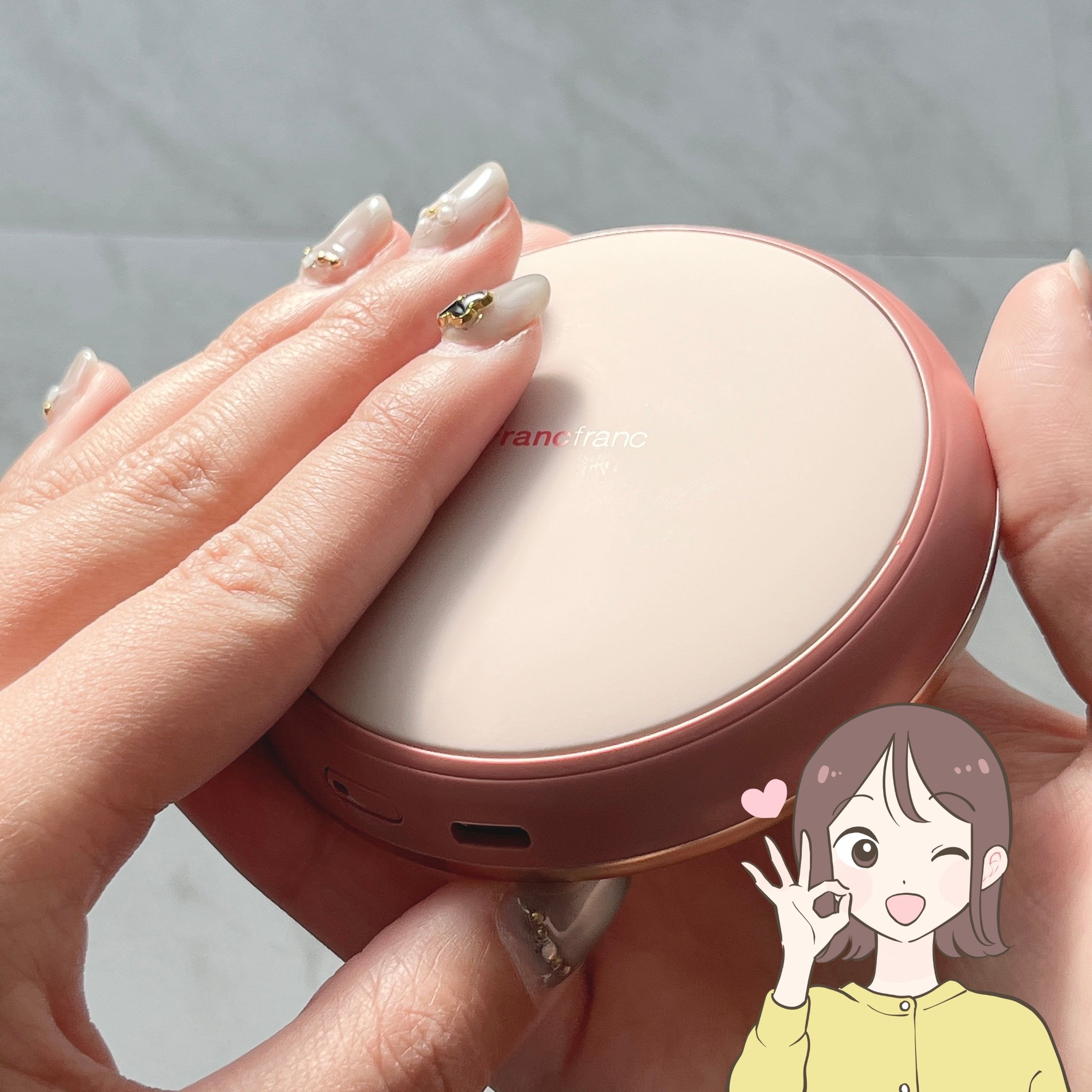 「真冬のディズニーで大活躍！」フランフランの“繰り返し使えるカイロ”マカロンみたいな形が可愛い！「思っていた以上に温かい」「両ポケットに分けて入れられる」