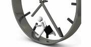お金に余裕があるのは毎日暇そうにしている人